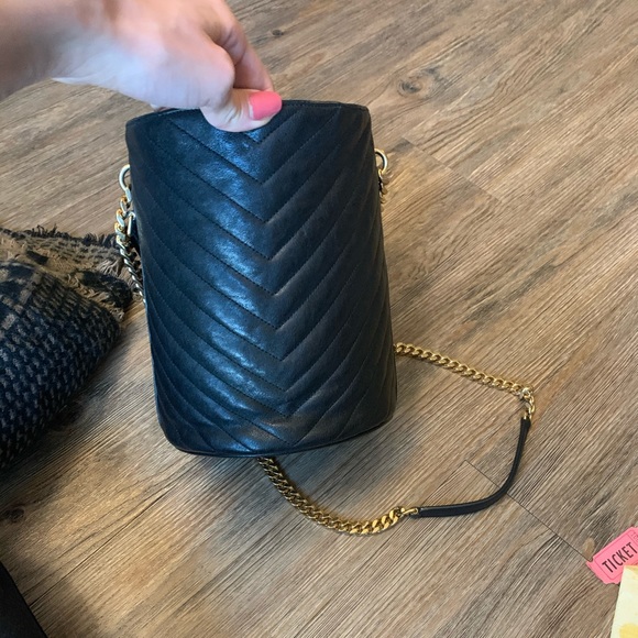 SOLD RARE⚡️ YSL quilted chevron crossbody - Picture 7 of 8